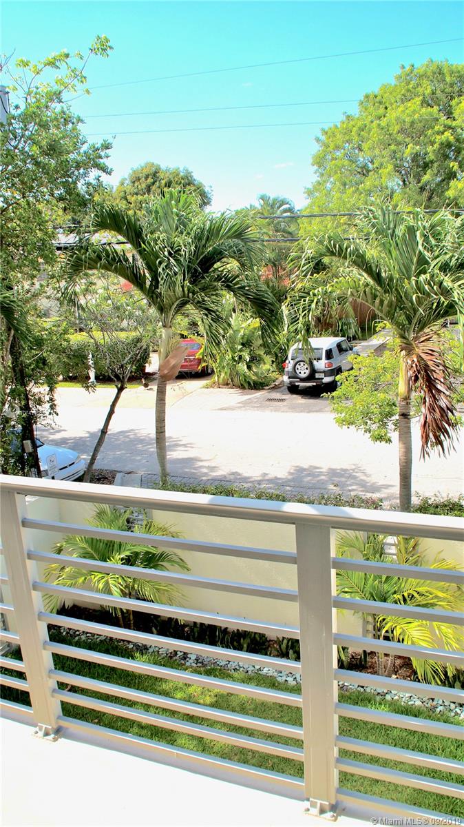Everglades Land Sales Com - Residential Lease