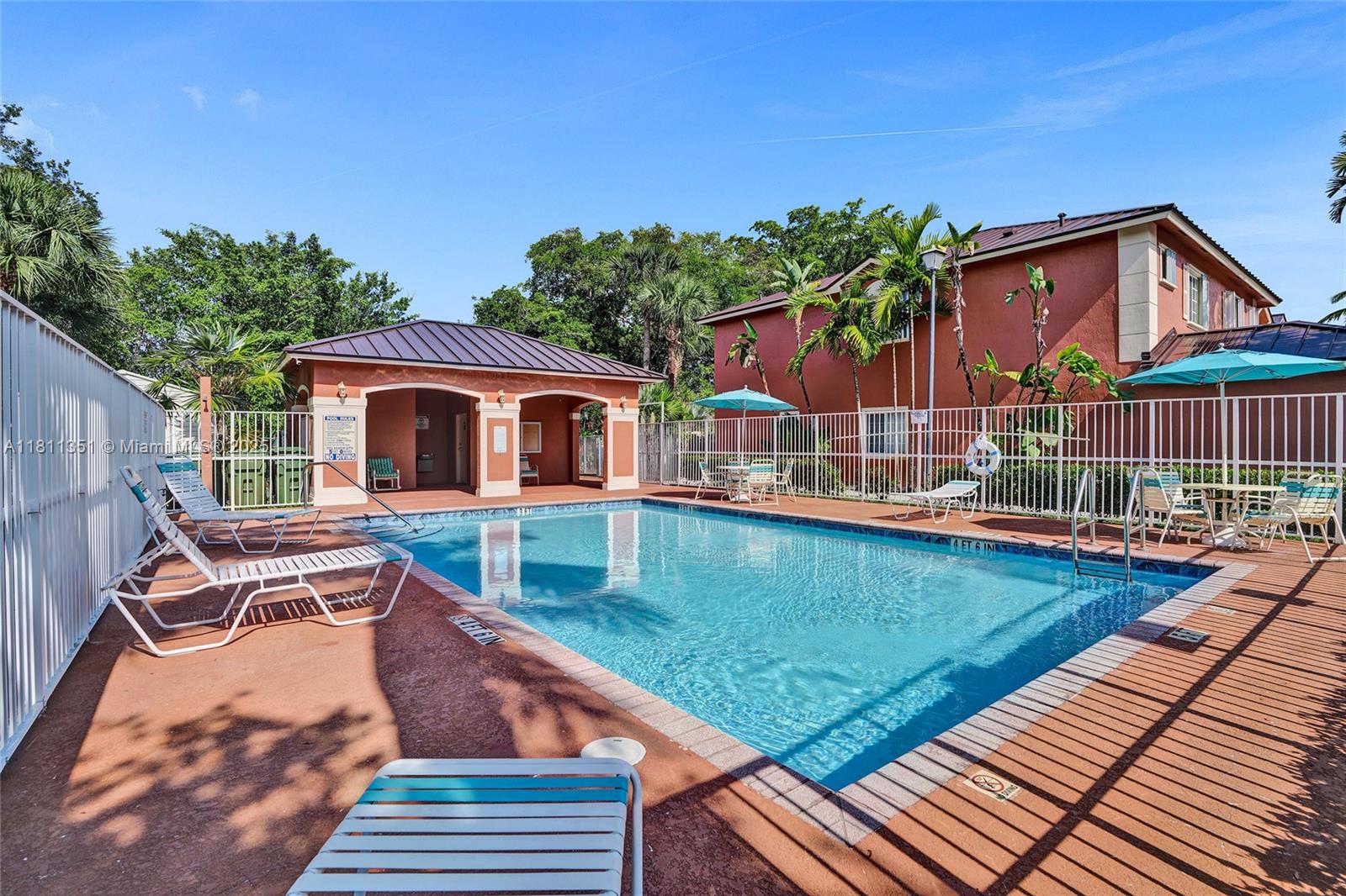 UNITED HOMES PLAT - Residential