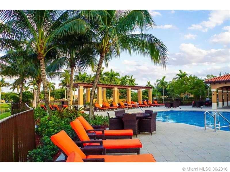 Egret Lakes Estates - Residential