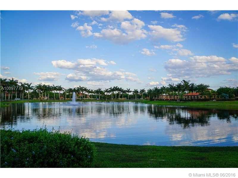 Egret Lakes Estates - Residential