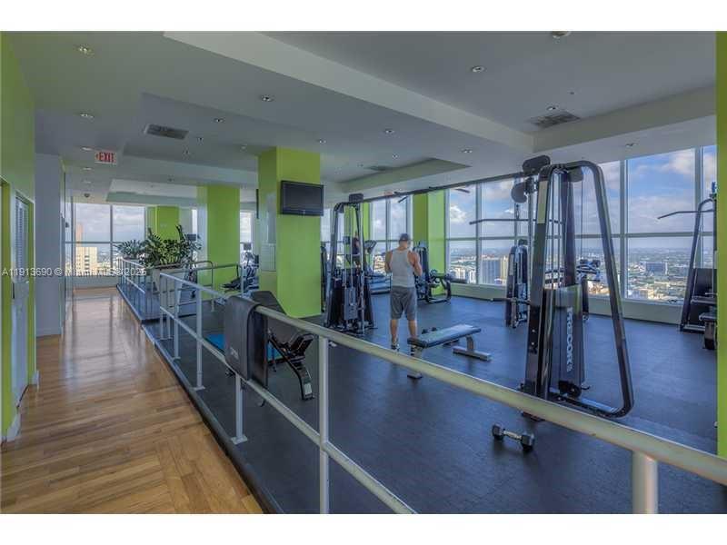 THE LOFT DOWNTOWN II COND - Residential Lease