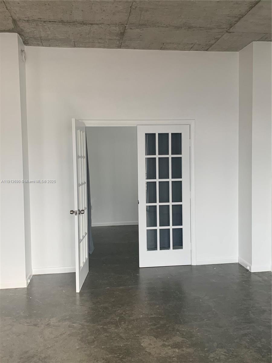 THE LOFT DOWNTOWN II COND - Residential Lease