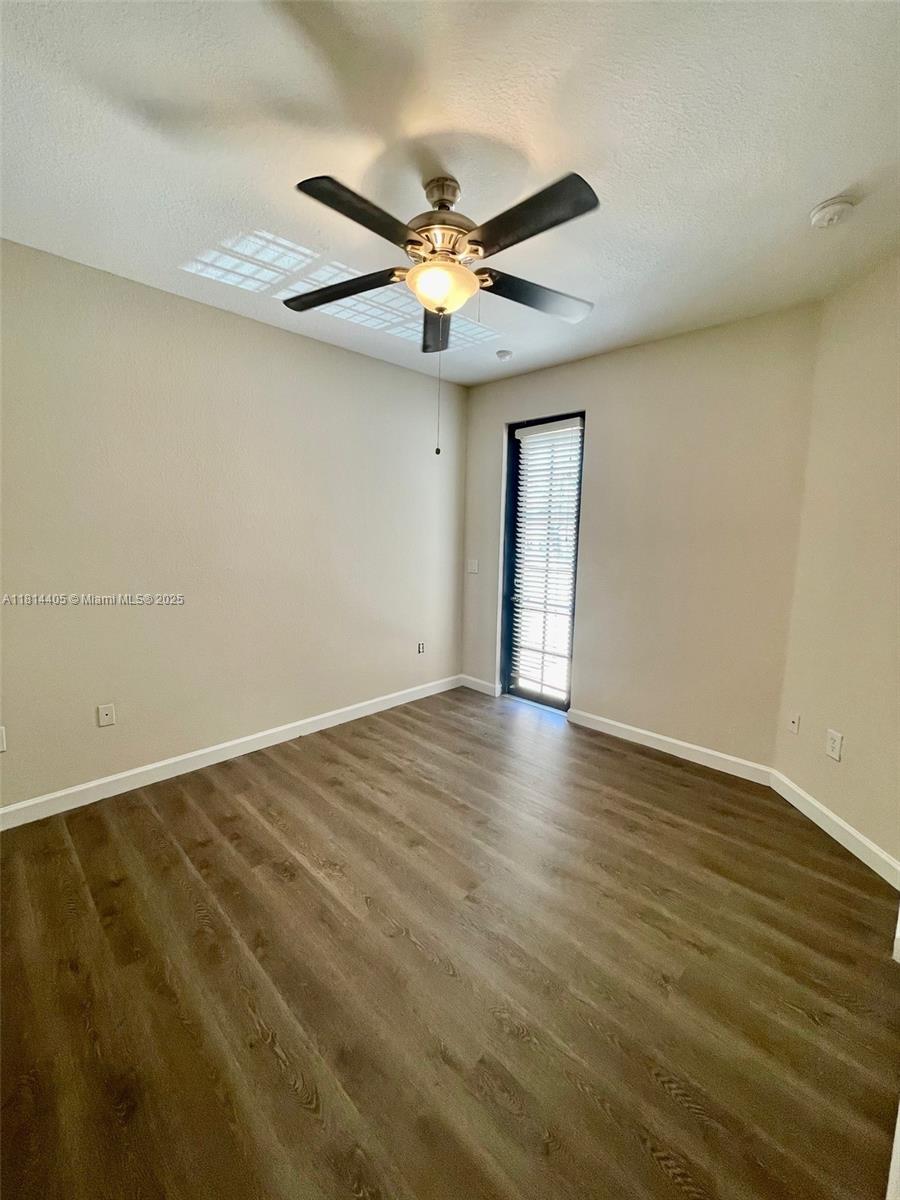 SILVER PALM EAST SECTION - Residential Lease
