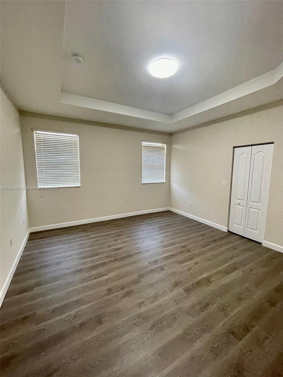 SILVER PALM EAST SECTION - Residential Lease
