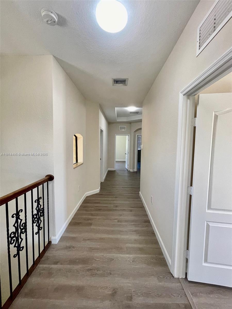 SILVER PALM EAST SECTION - Residential Lease