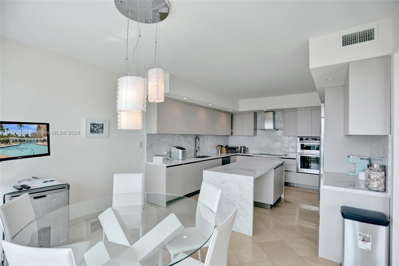 THE PALACE AT BAL HARBOUR - Residential Lease