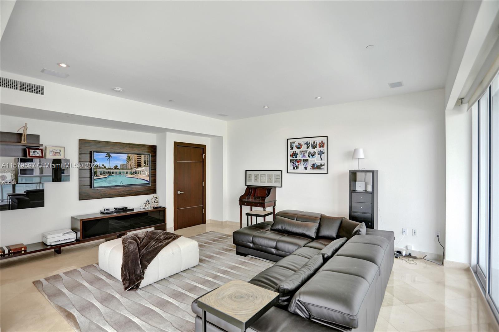 THE PALACE AT BAL HARBOUR - Residential Lease