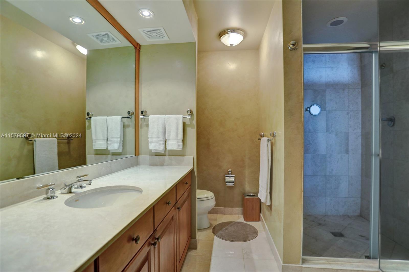 THE PALACE AT BAL HARBOUR - Residential Lease