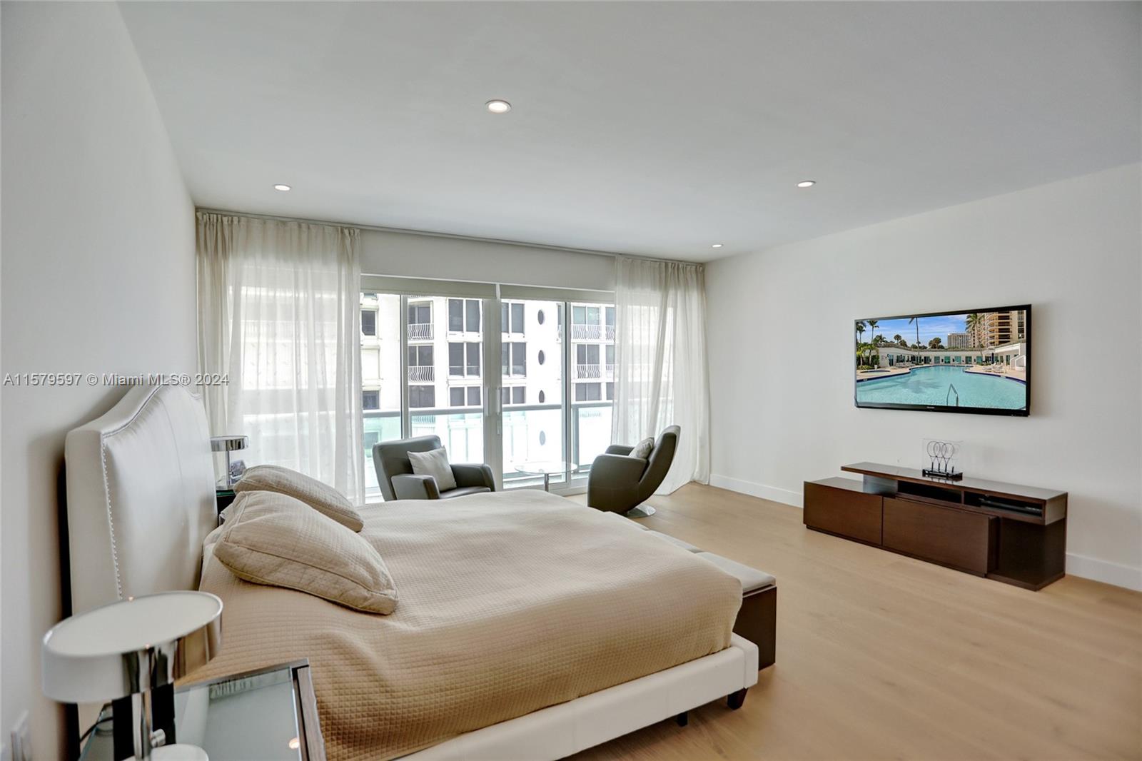 THE PALACE AT BAL HARBOUR - Residential Lease