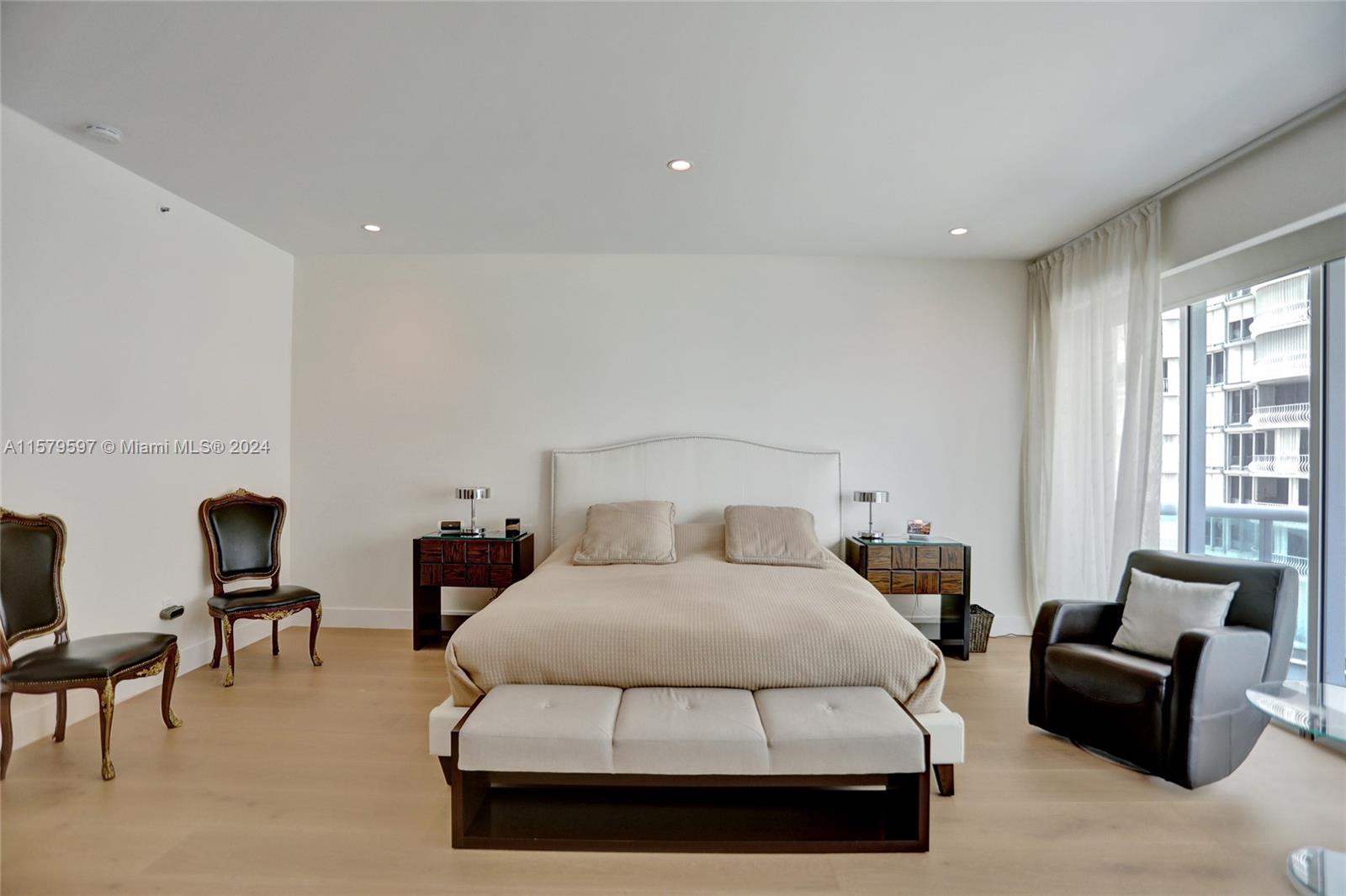 THE PALACE AT BAL HARBOUR - Residential Lease