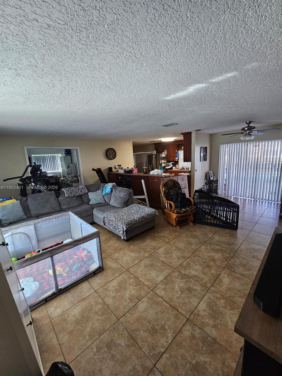 SUNRISE GOLF VILLAGE SEC - Residential