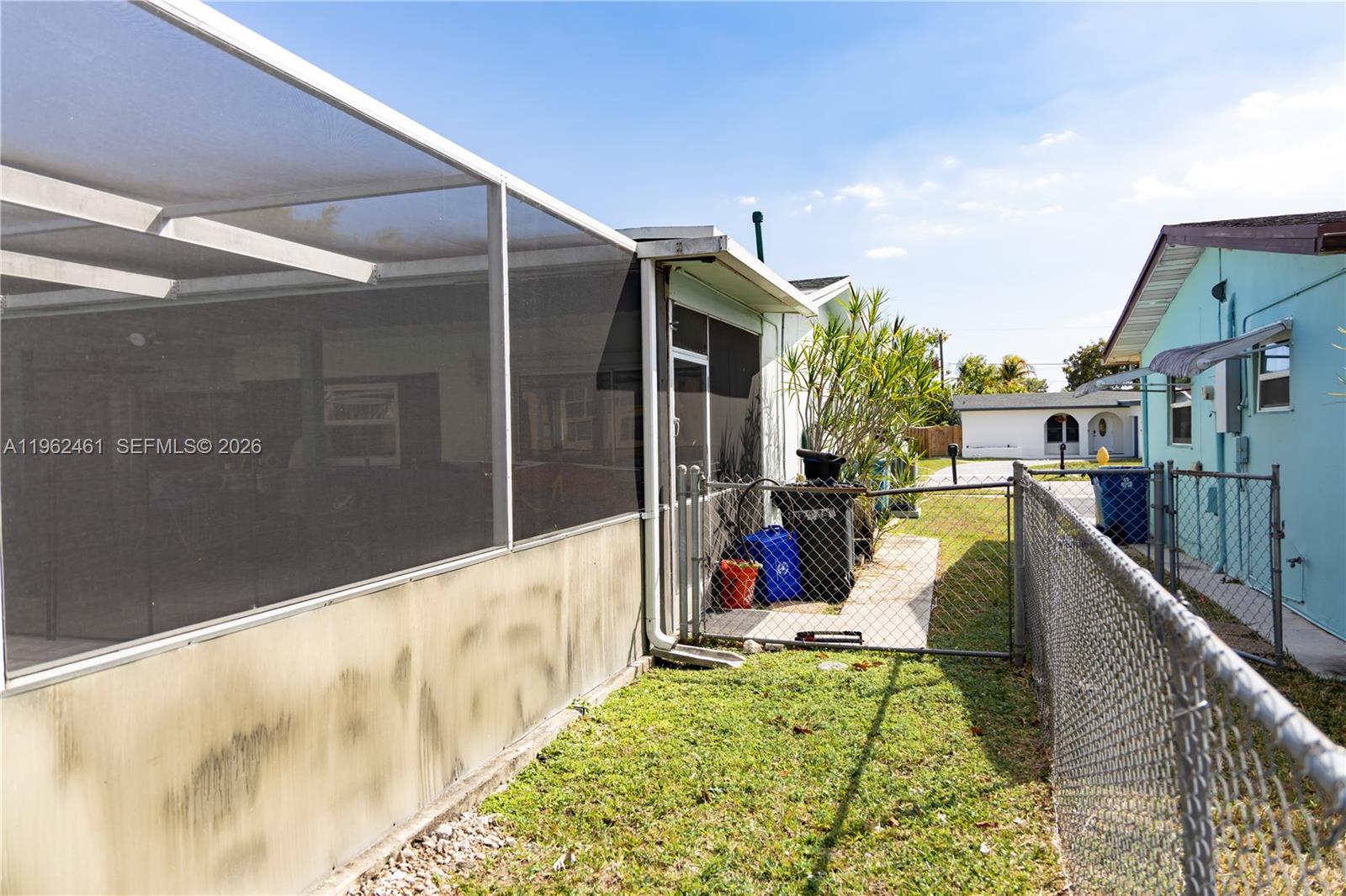 SUNRISE GOLF VILLAGE SEC - Residential