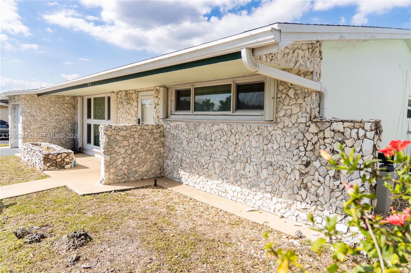 SUNRISE GOLF VILLAGE SEC - Residential