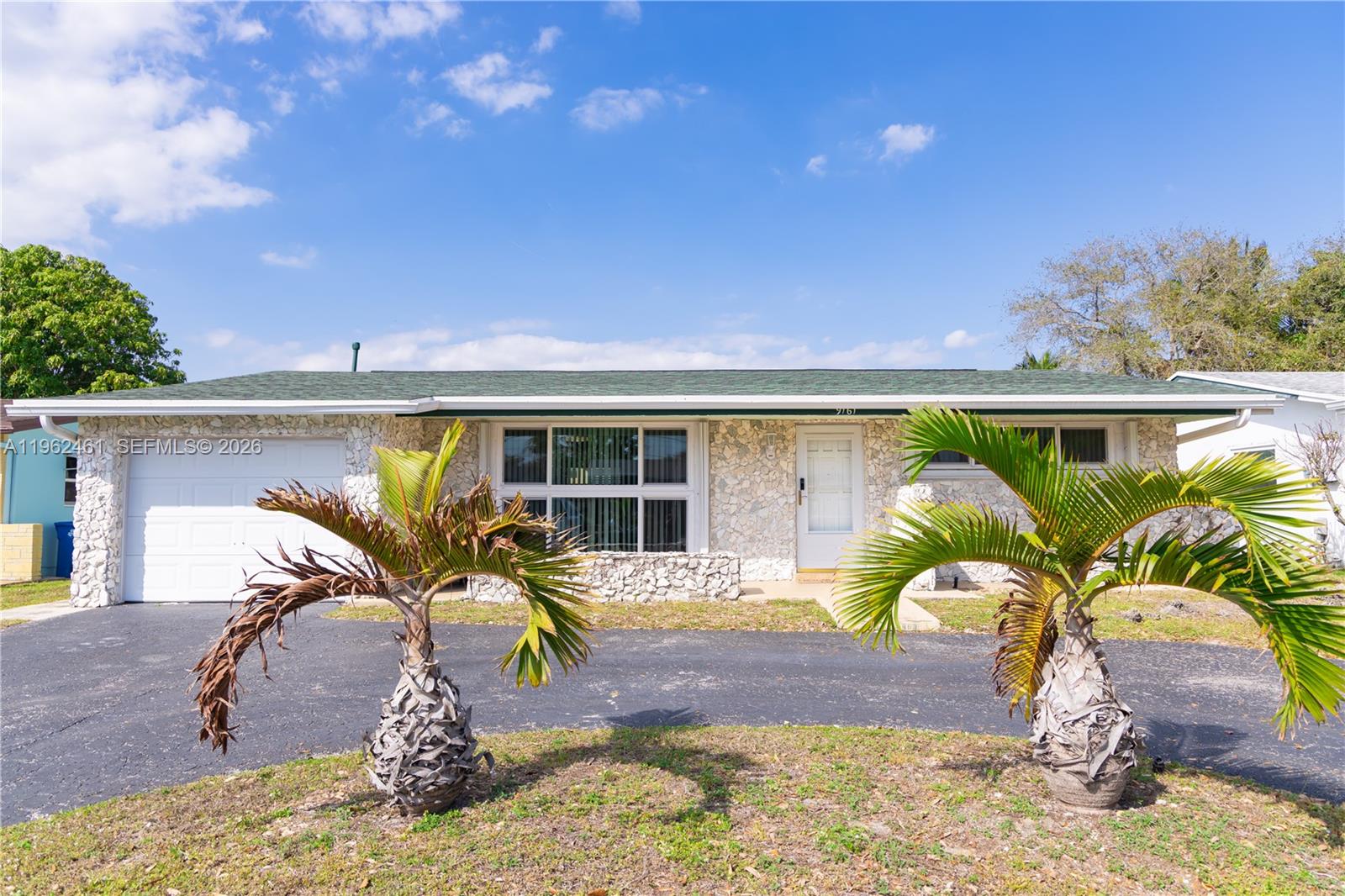 SUNRISE GOLF VILLAGE SEC - Residential