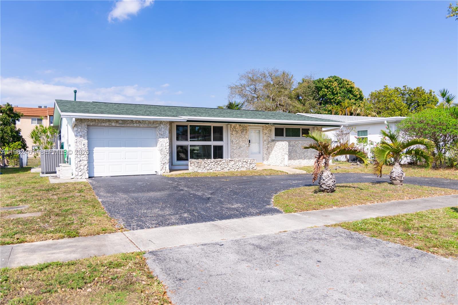 SUNRISE GOLF VILLAGE SEC - Residential