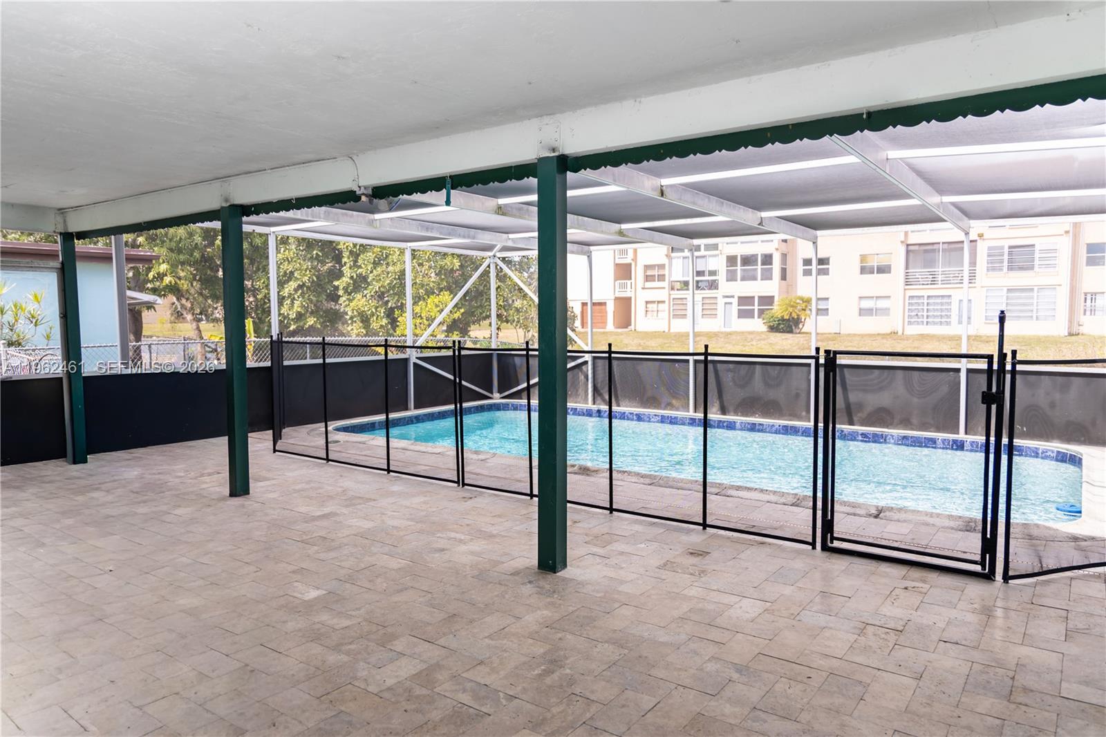 SUNRISE GOLF VILLAGE SEC - Residential