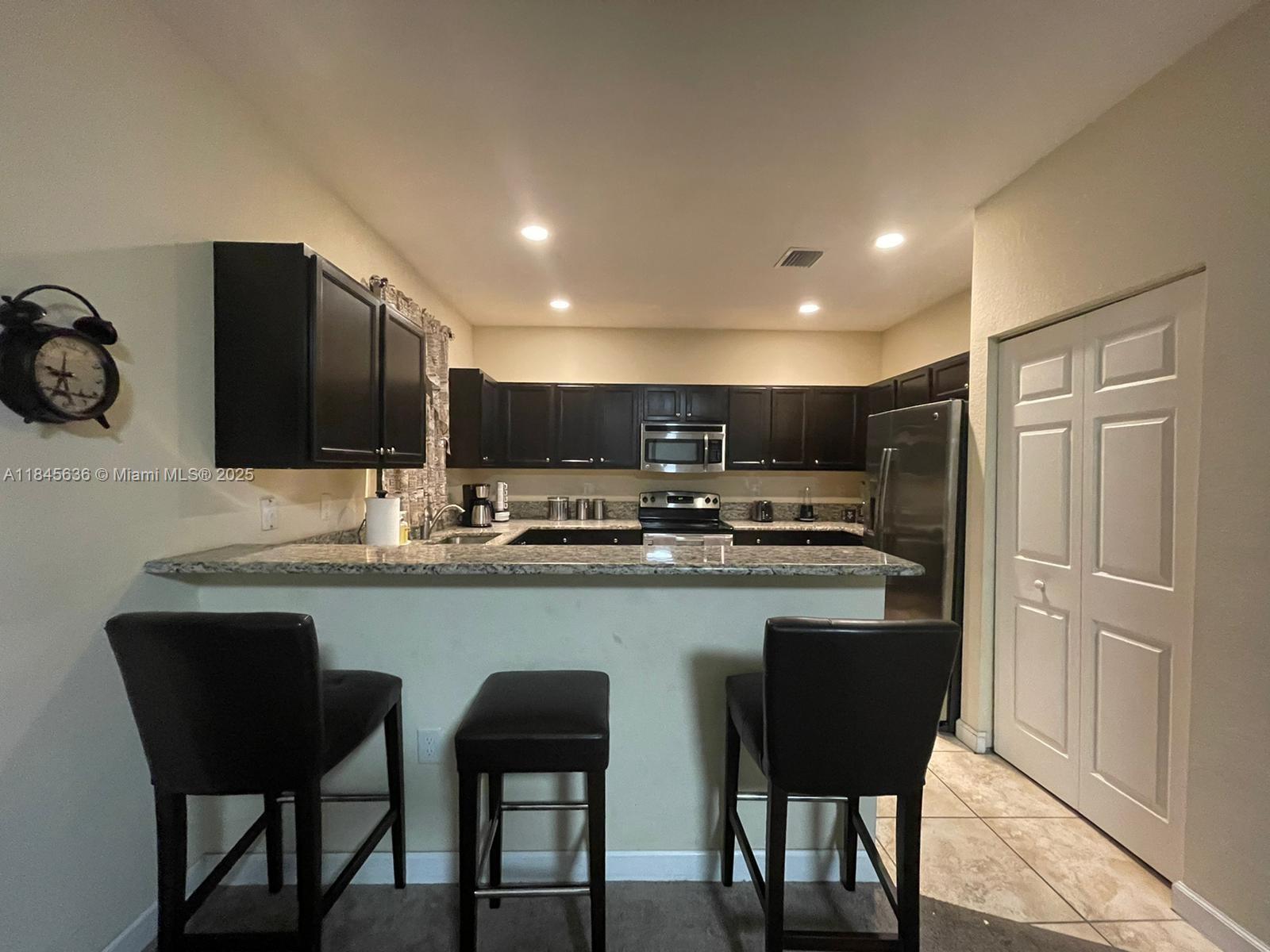 BELLAGIO - Residential Lease