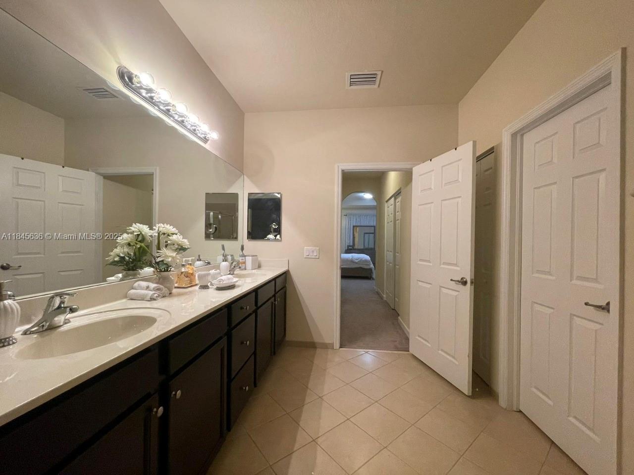 BELLAGIO - Residential Lease