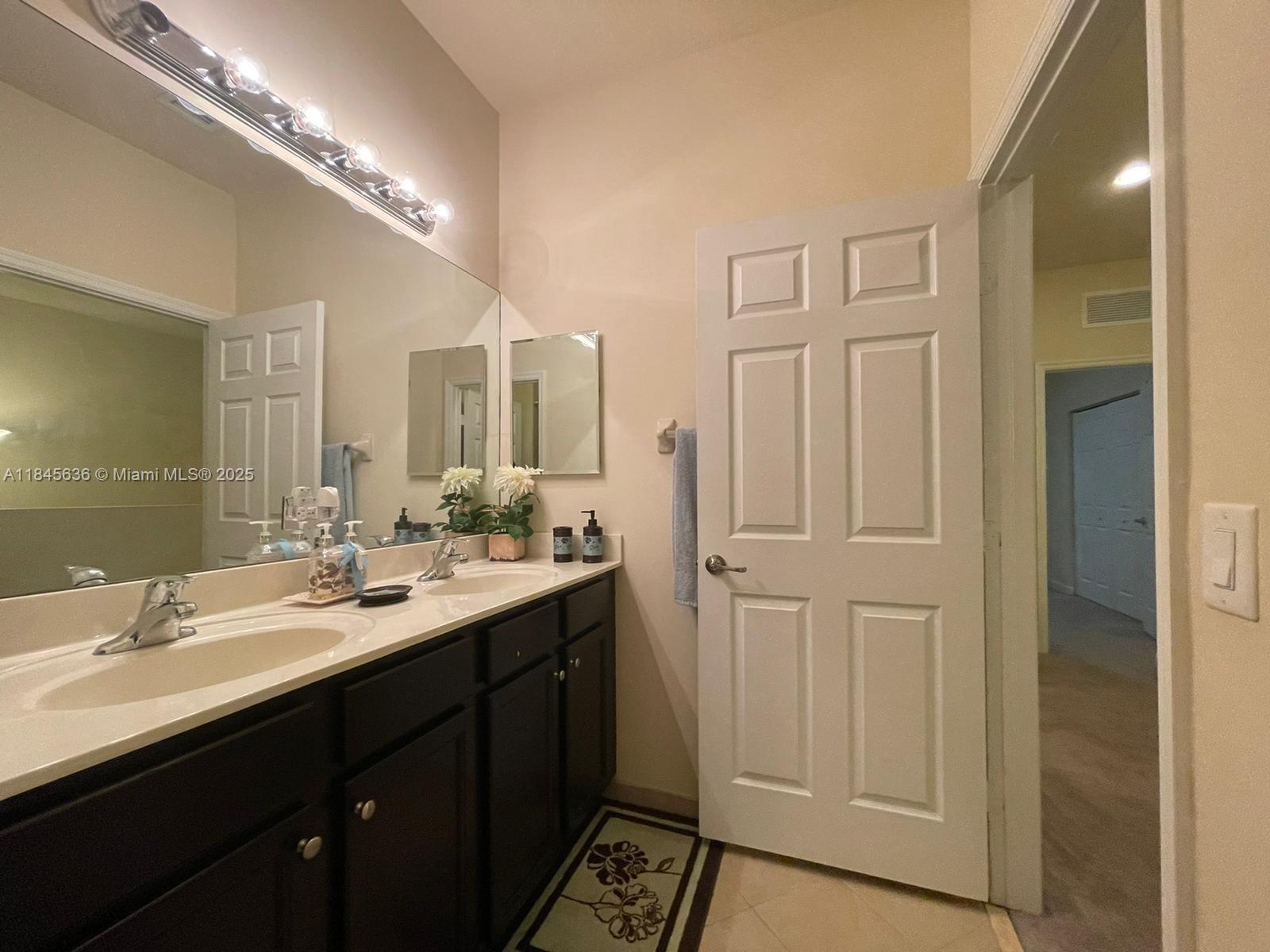 BELLAGIO - Residential Lease
