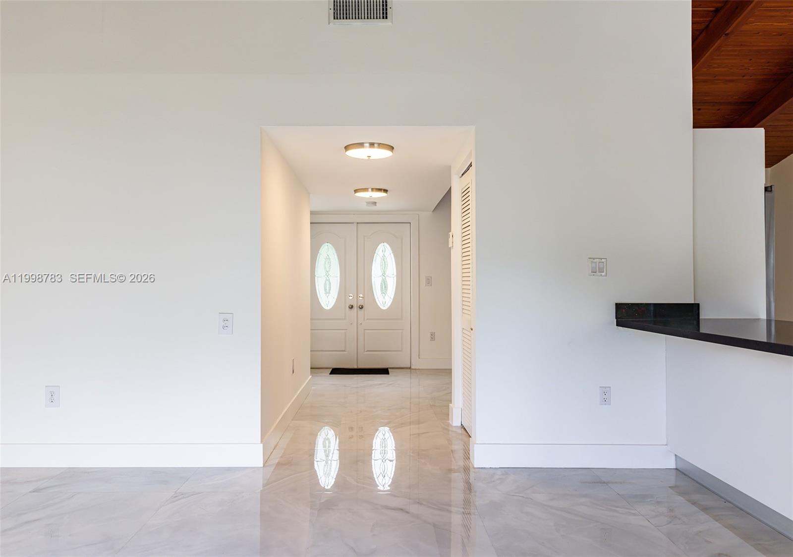 FIRST ADDN TO CALUSA CLUB - Residential