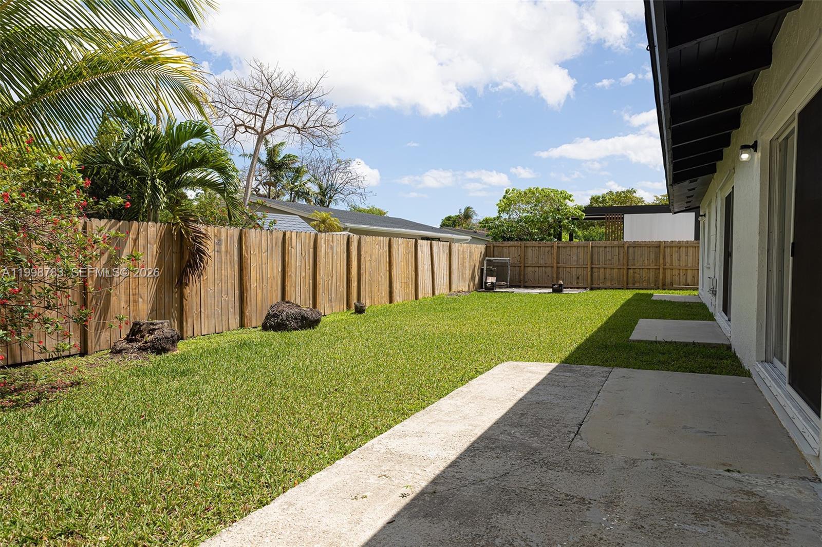FIRST ADDN TO CALUSA CLUB - Residential
