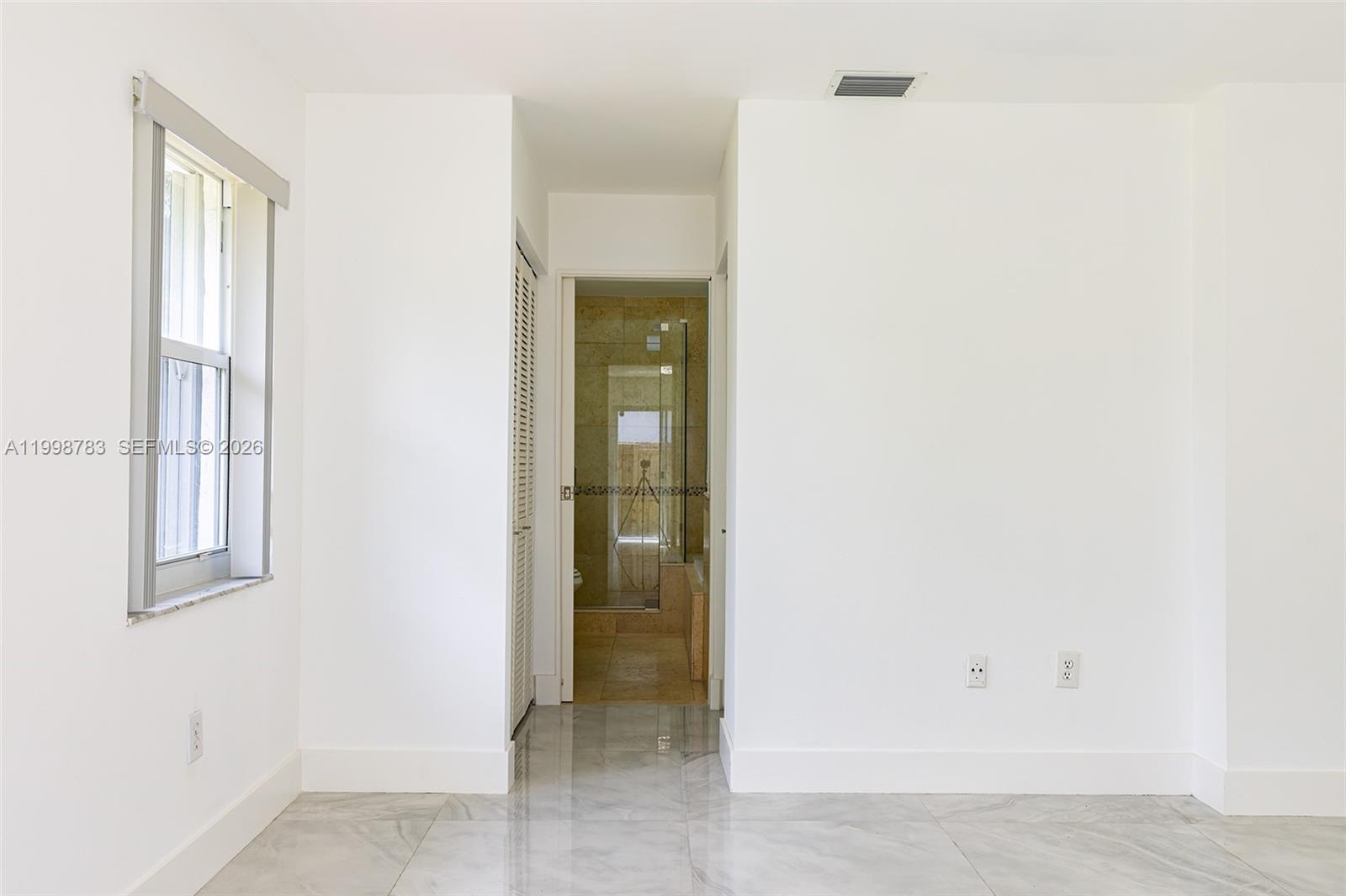 FIRST ADDN TO CALUSA CLUB - Residential