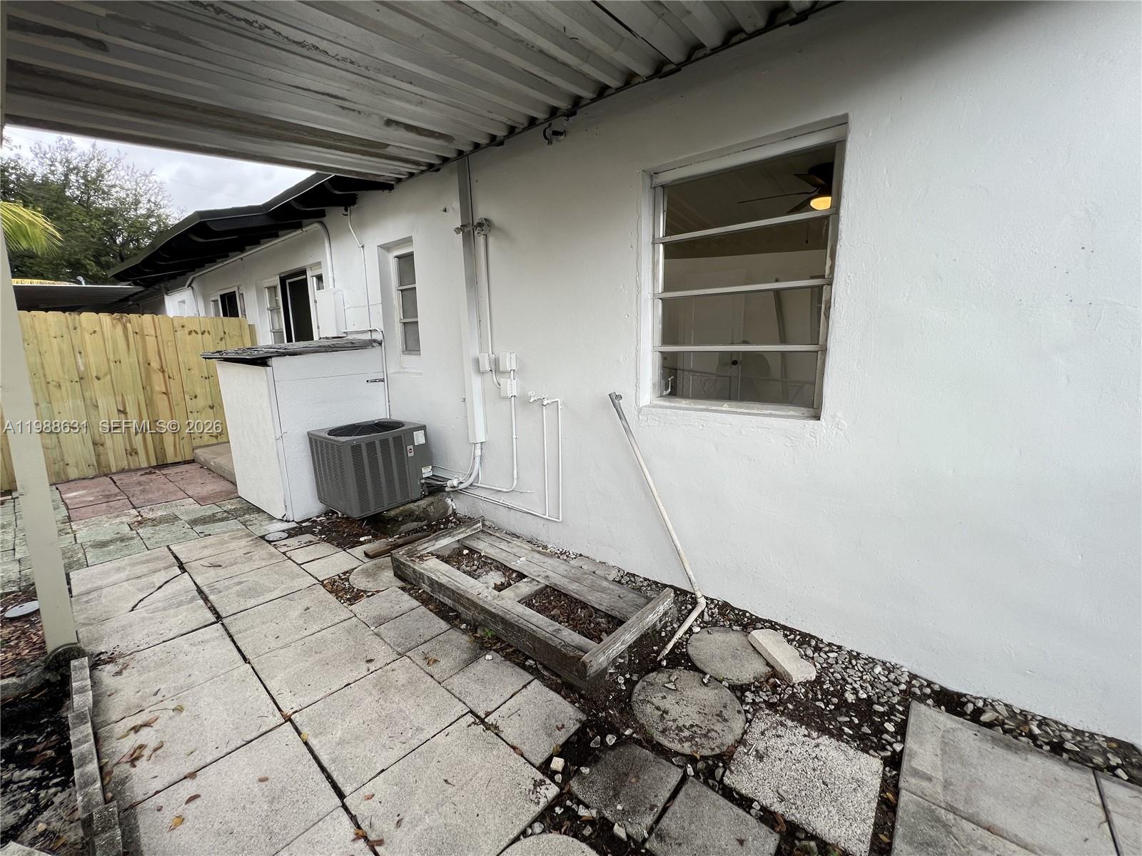 HILAH PARK - Residential Lease