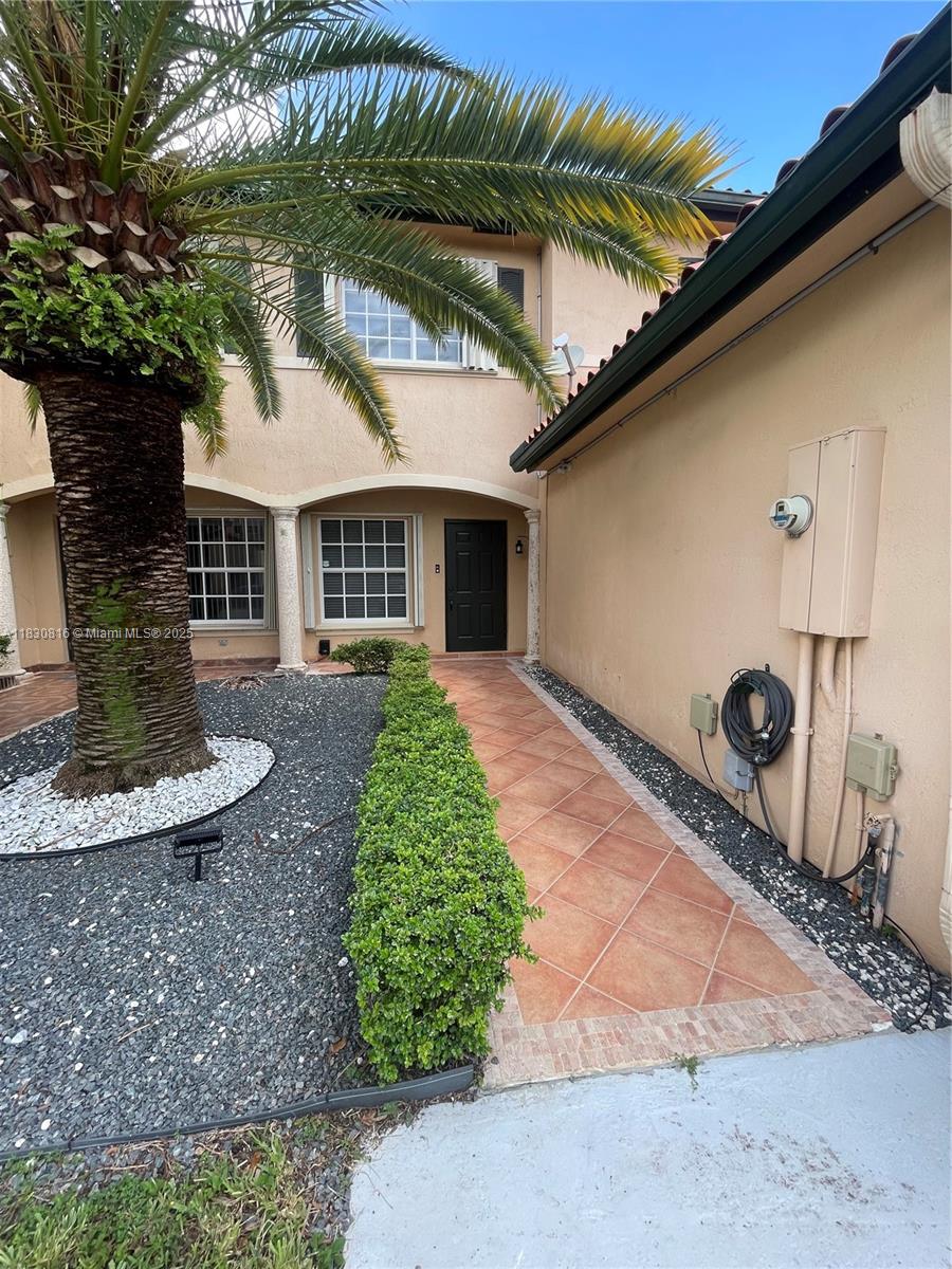 15241 SW 37th Ter 15241