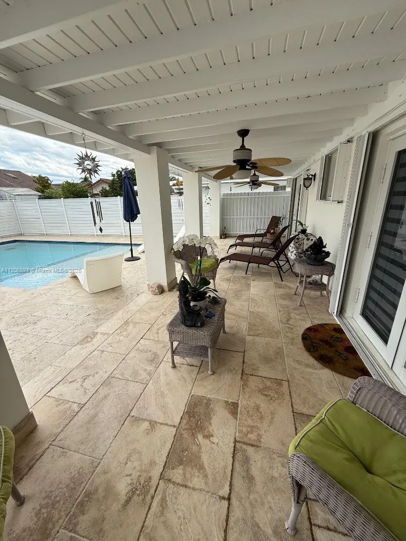 Miami, Florida 33184, United States, 3 Bedrooms Bedrooms, ,2 BathroomsBathrooms,Residential,Active,239466