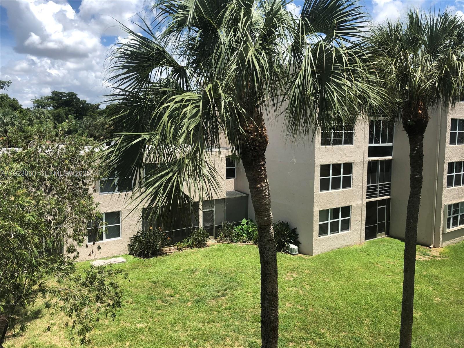 EVERGREEN FIVE OF PINE IS - Residential Lease