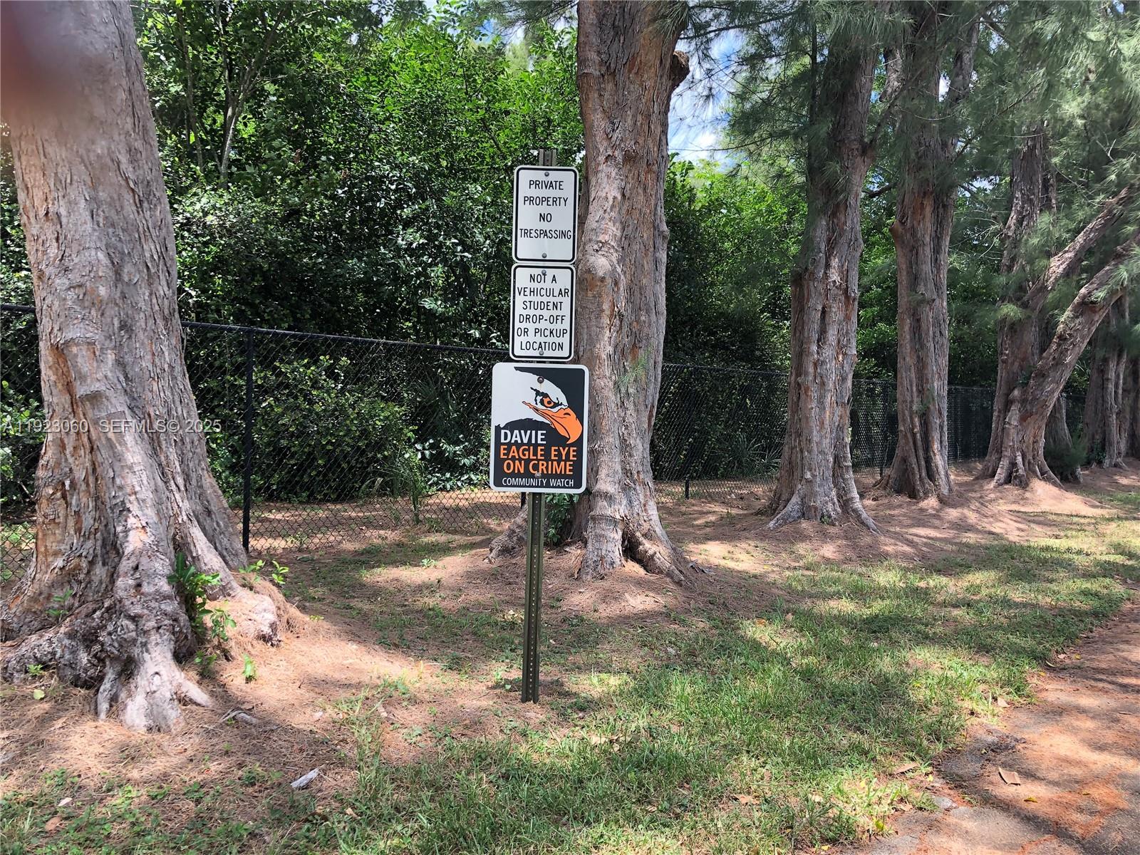 EVERGREEN FIVE OF PINE IS - Residential Lease