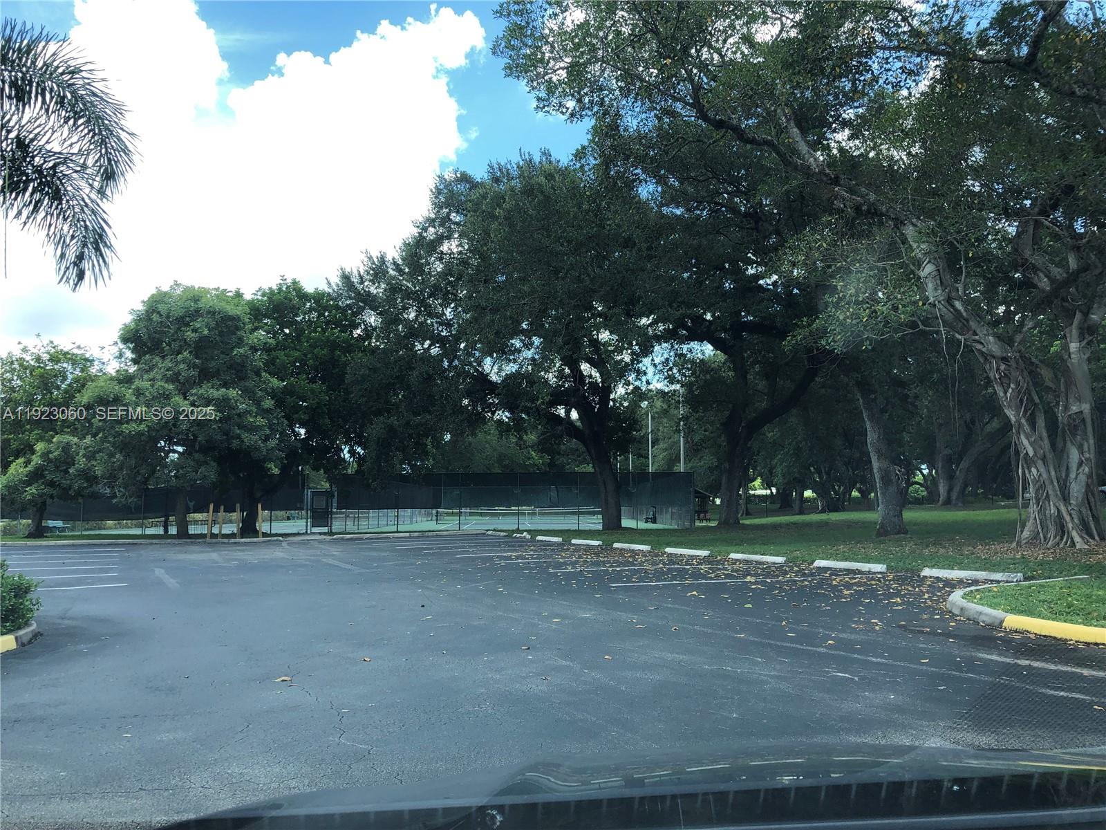 EVERGREEN FIVE OF PINE IS - Residential Lease