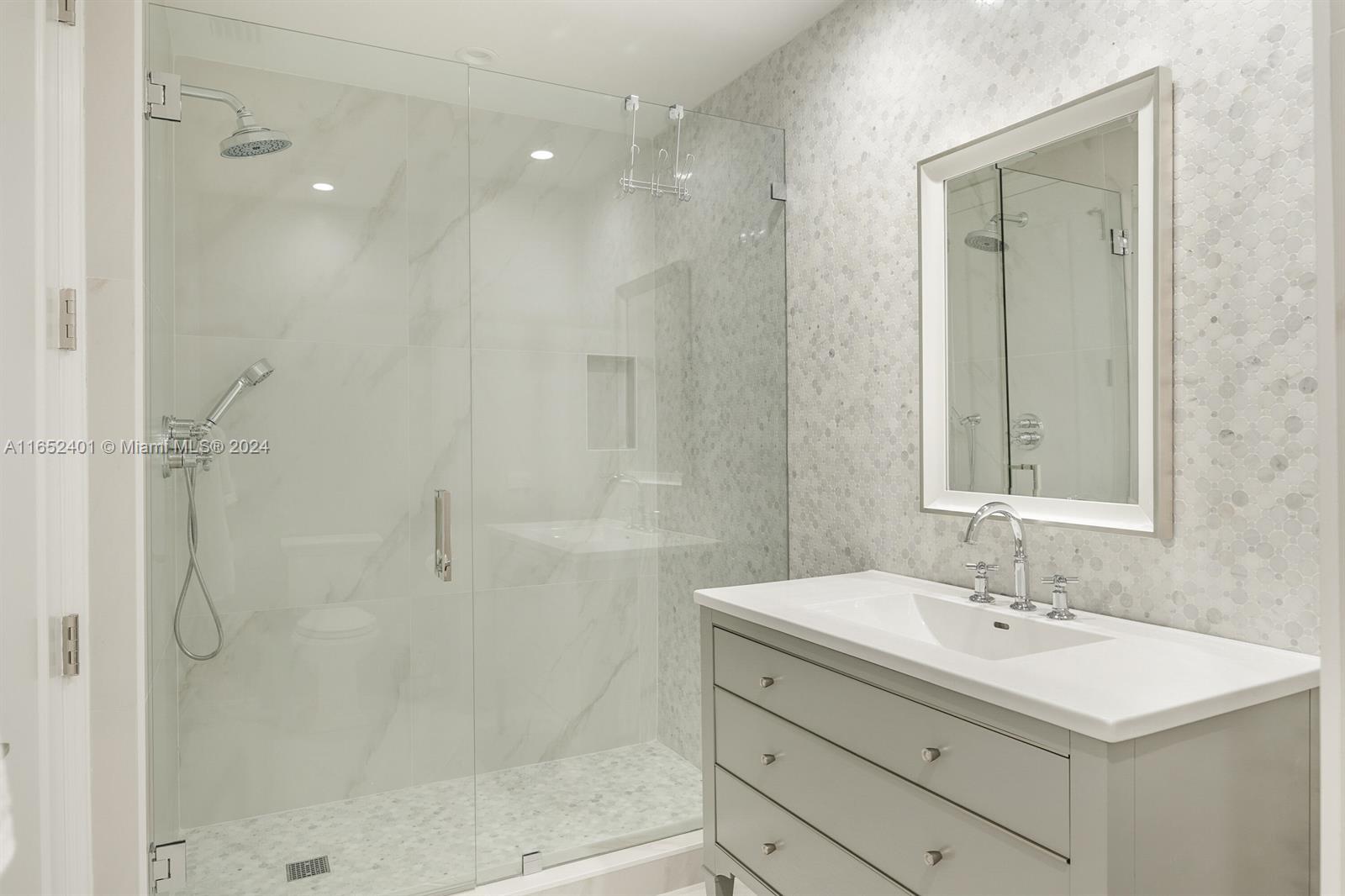ONE BAL HARBOUR - Residential Lease