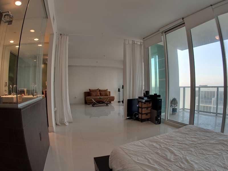 ten museum park - Residential Lease