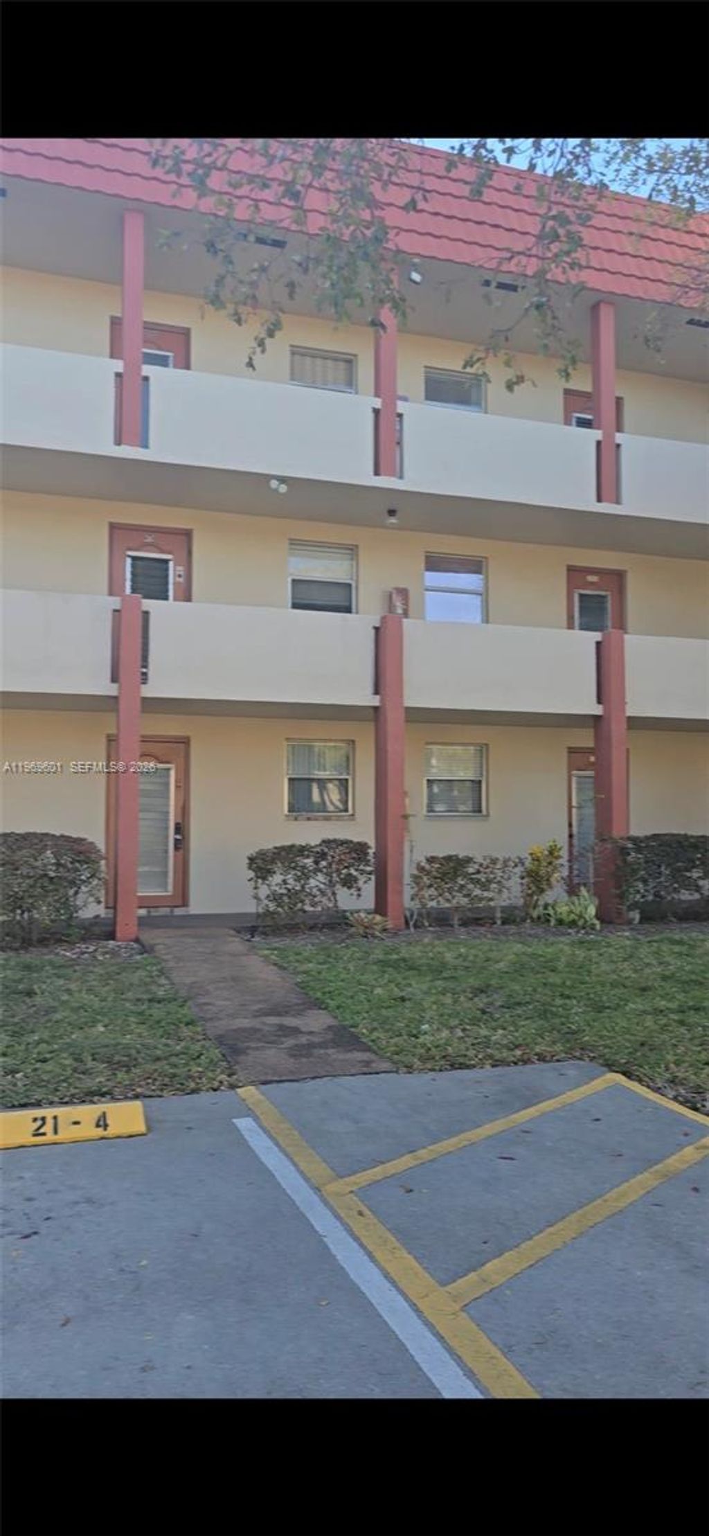 Photo of 3071 E Sunrise Lakes Dr #306, Sunrise, FL 33322 (MLS # A11969601)