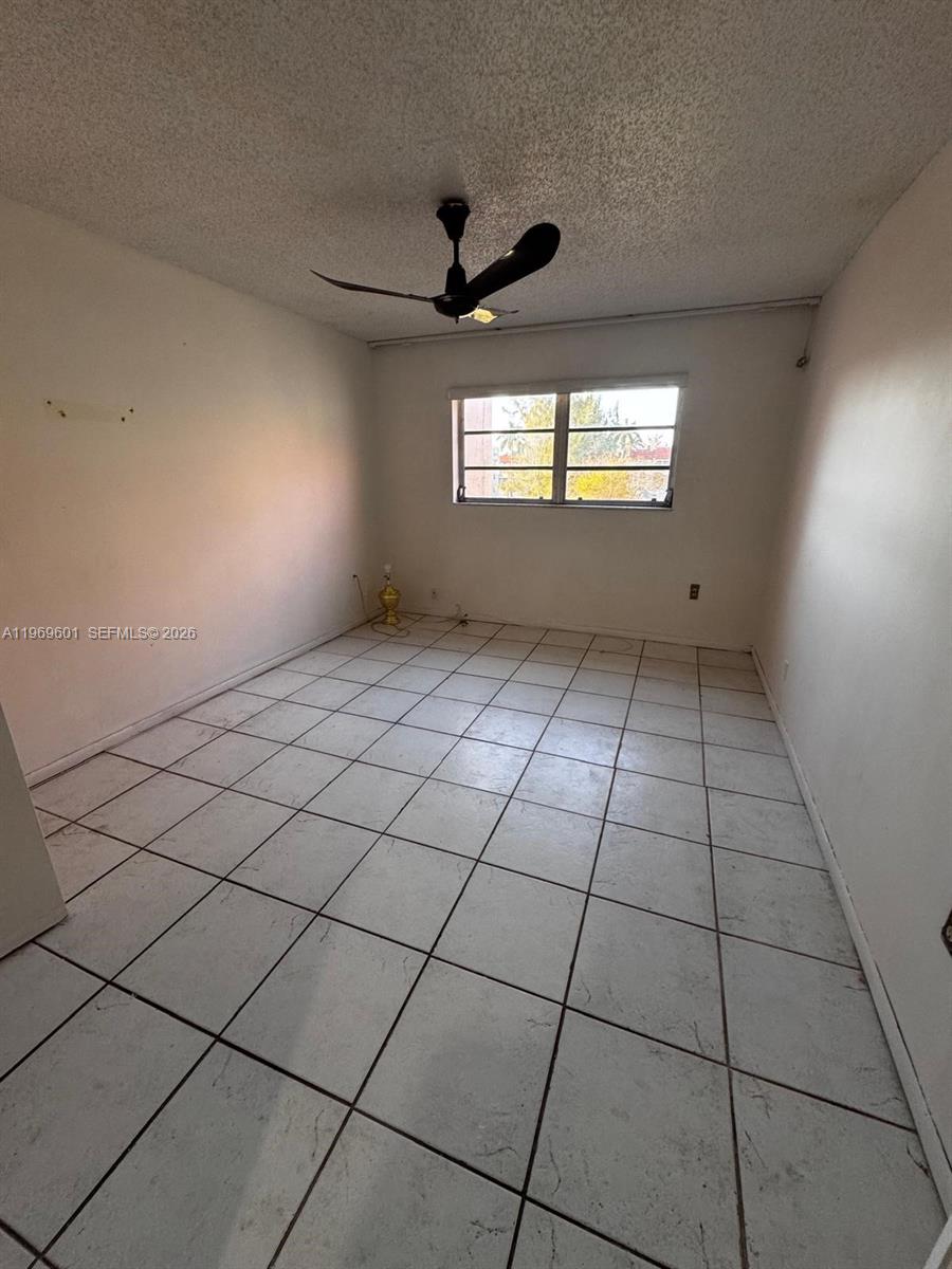 SUNRISE LAKES 21 CONDO - Residential