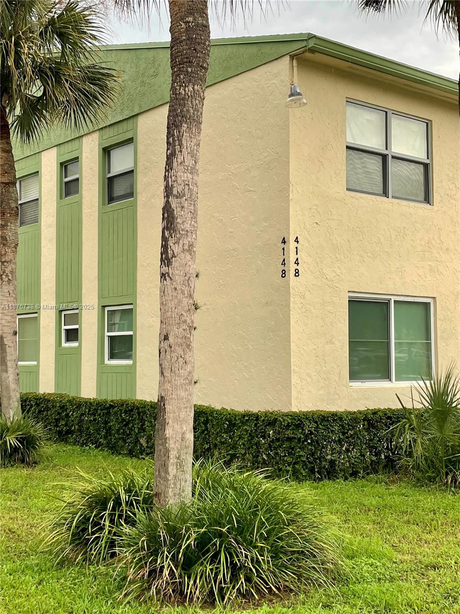 RAMBLEWOOD EAST CONDO - Residential