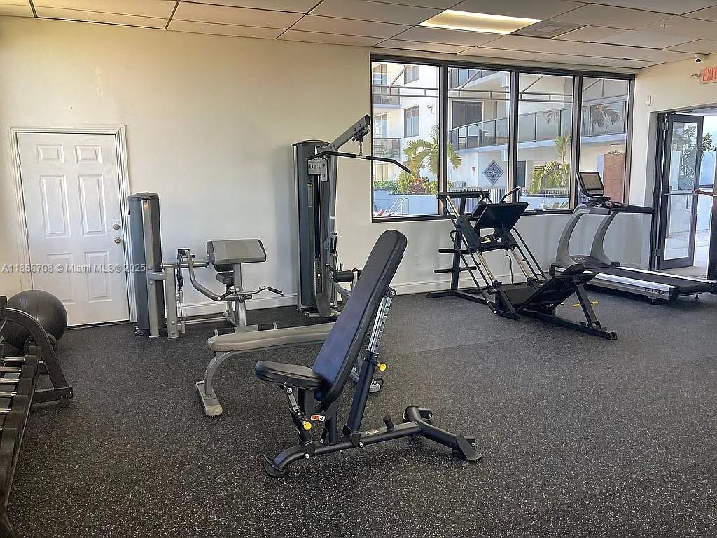 THE LUXOR RESIDENCES COND - Residential