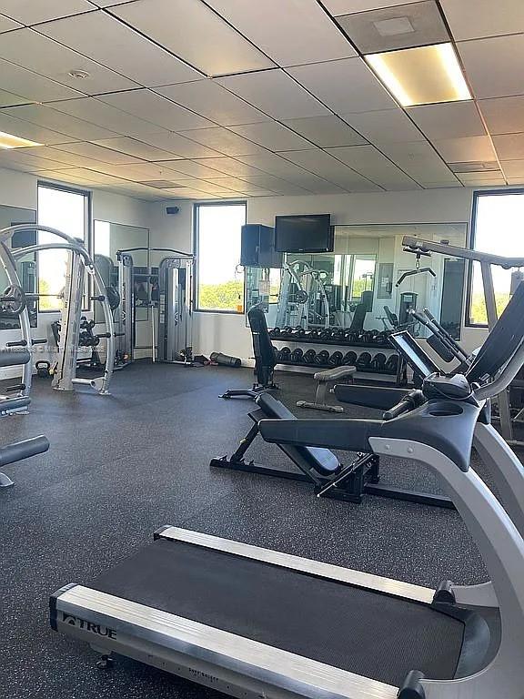 THE LUXOR RESIDENCES COND - Residential