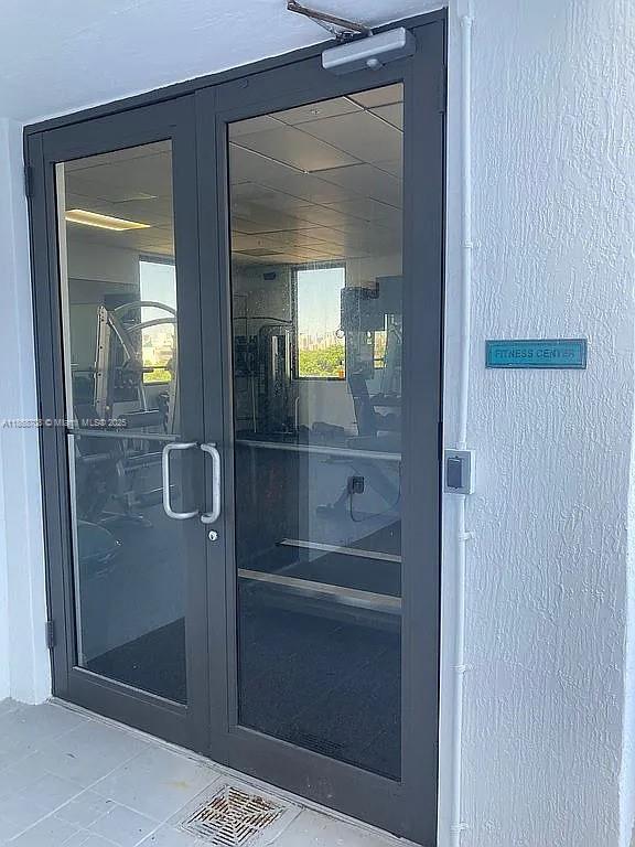 THE LUXOR RESIDENCES COND - Residential