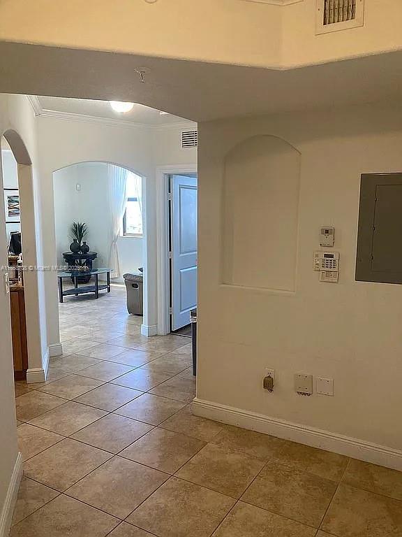 THE LUXOR RESIDENCES COND - Residential