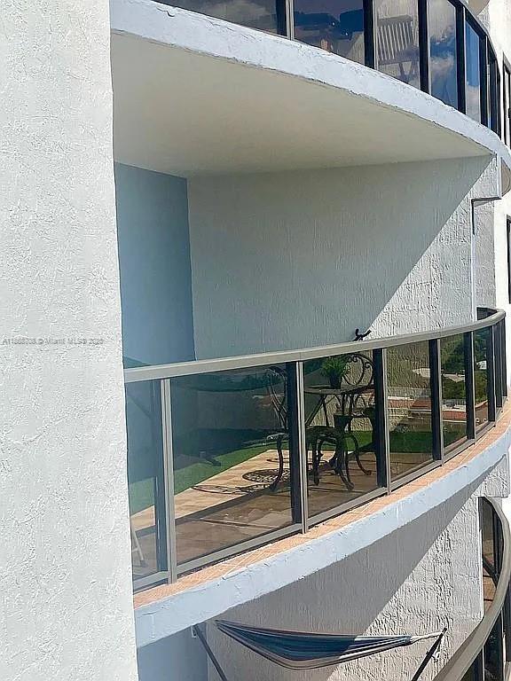 THE LUXOR RESIDENCES COND - Residential