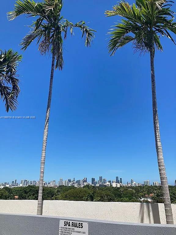 THE LUXOR RESIDENCES COND - Residential