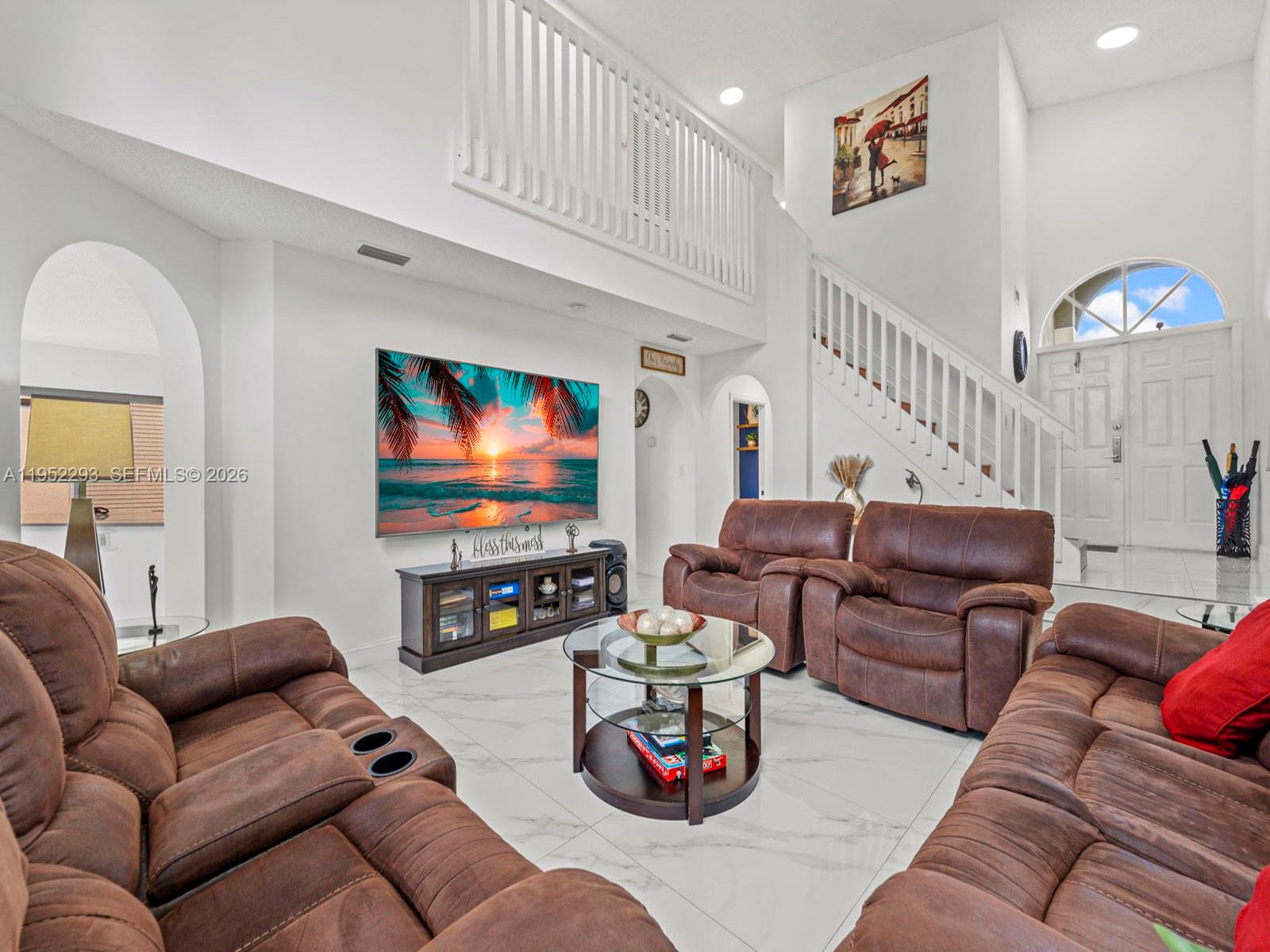 LAKESIDE AT THE HAMMOCKS - Residential