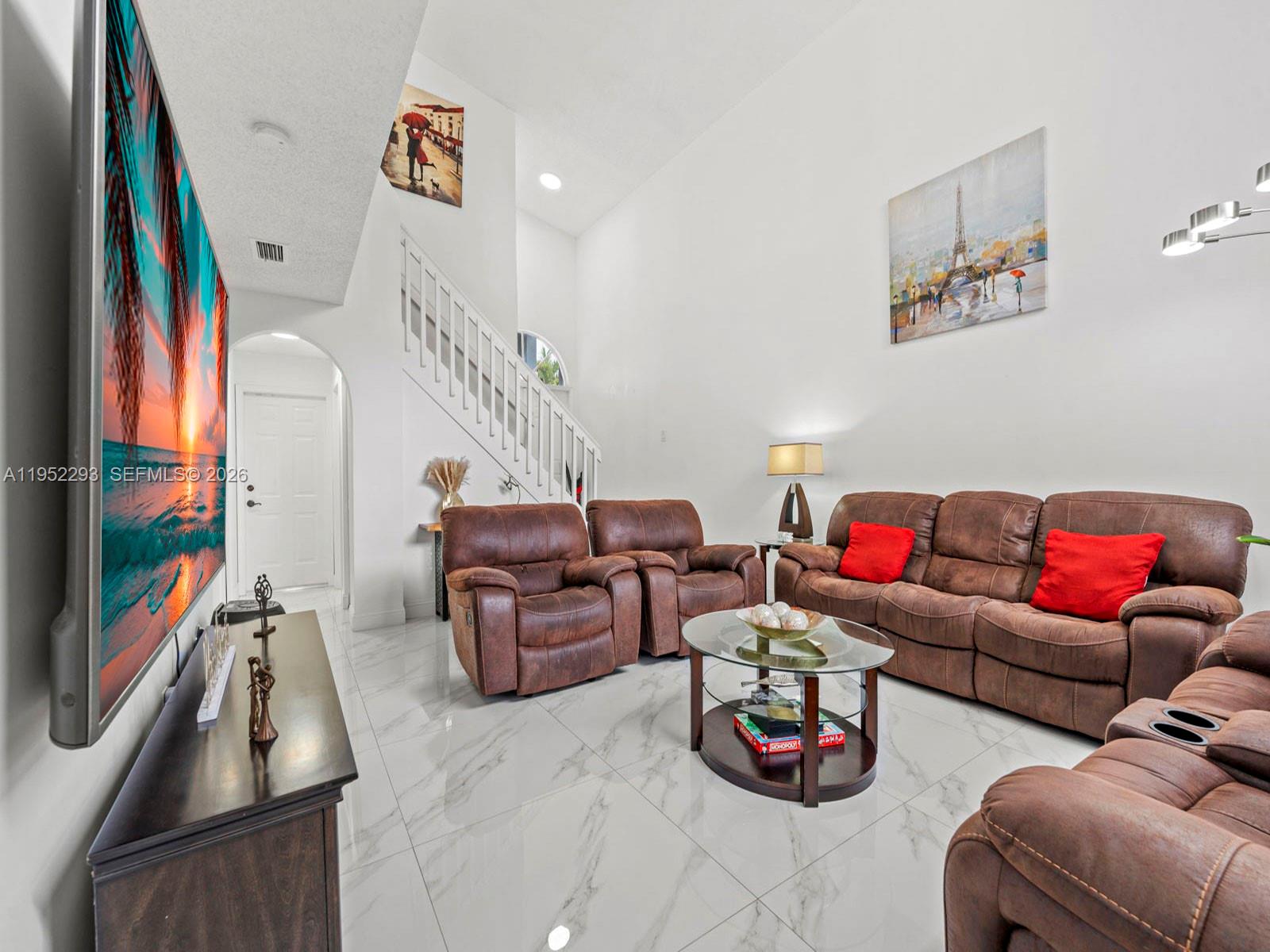 LAKESIDE AT THE HAMMOCKS - Residential