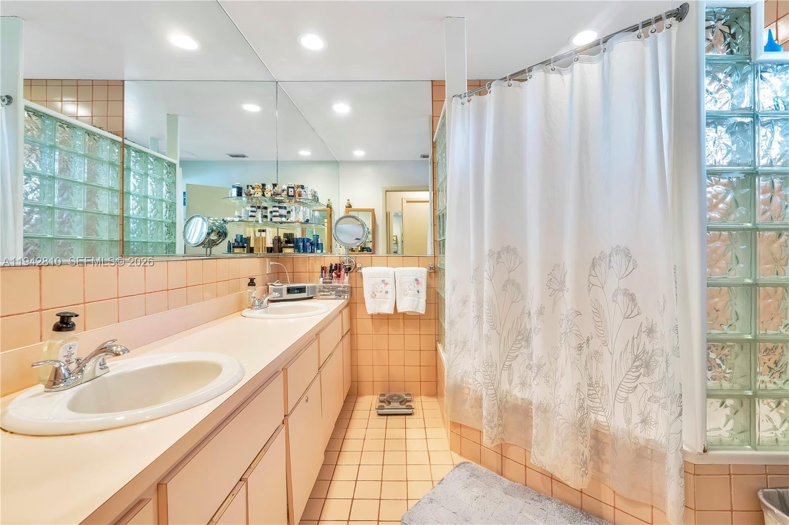 KING PARK - Residential