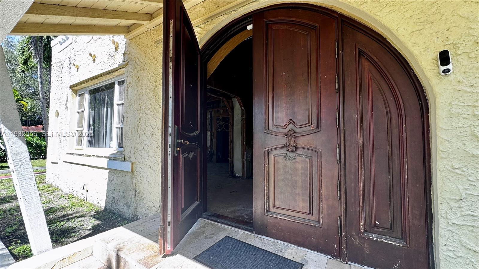 BISCAYNE PARK ESTATES - Residential