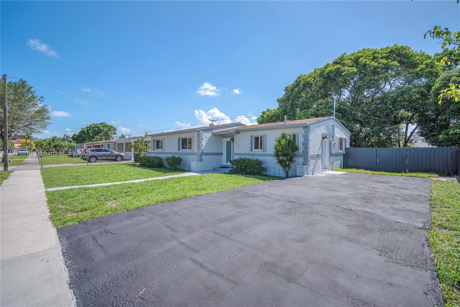 18020 NW 25th Ct