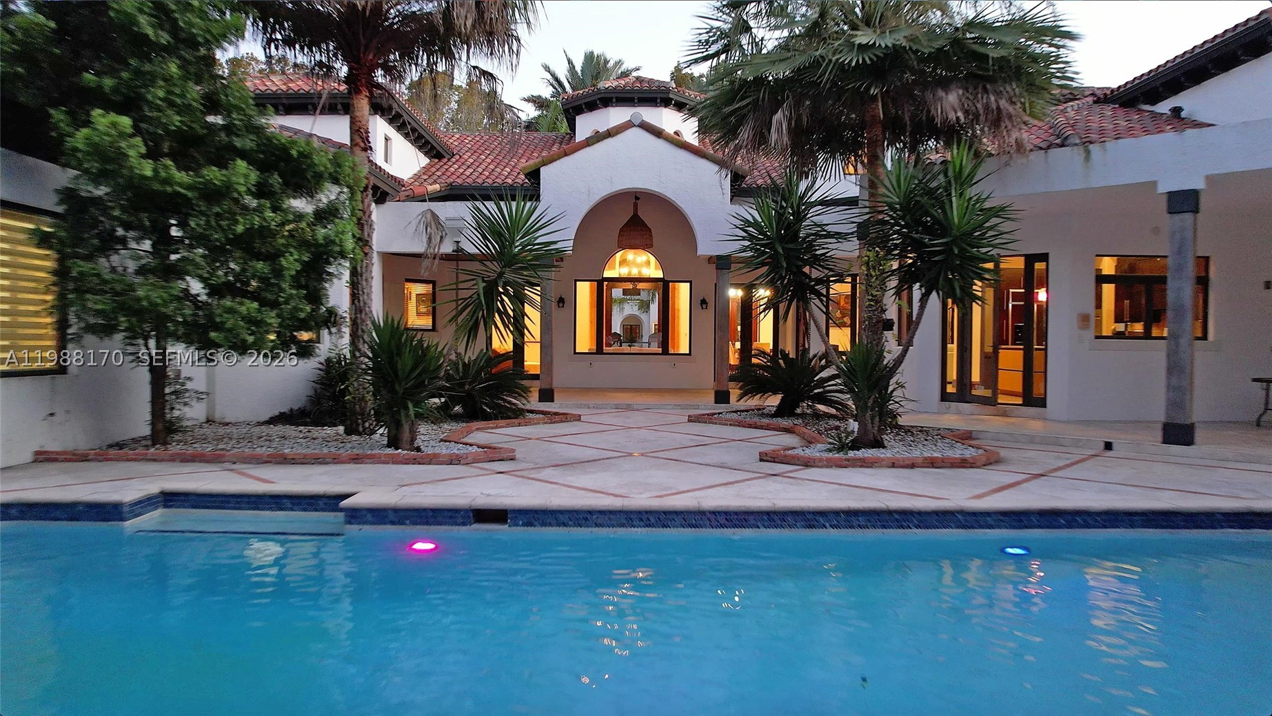 1253 Sorolla Ave