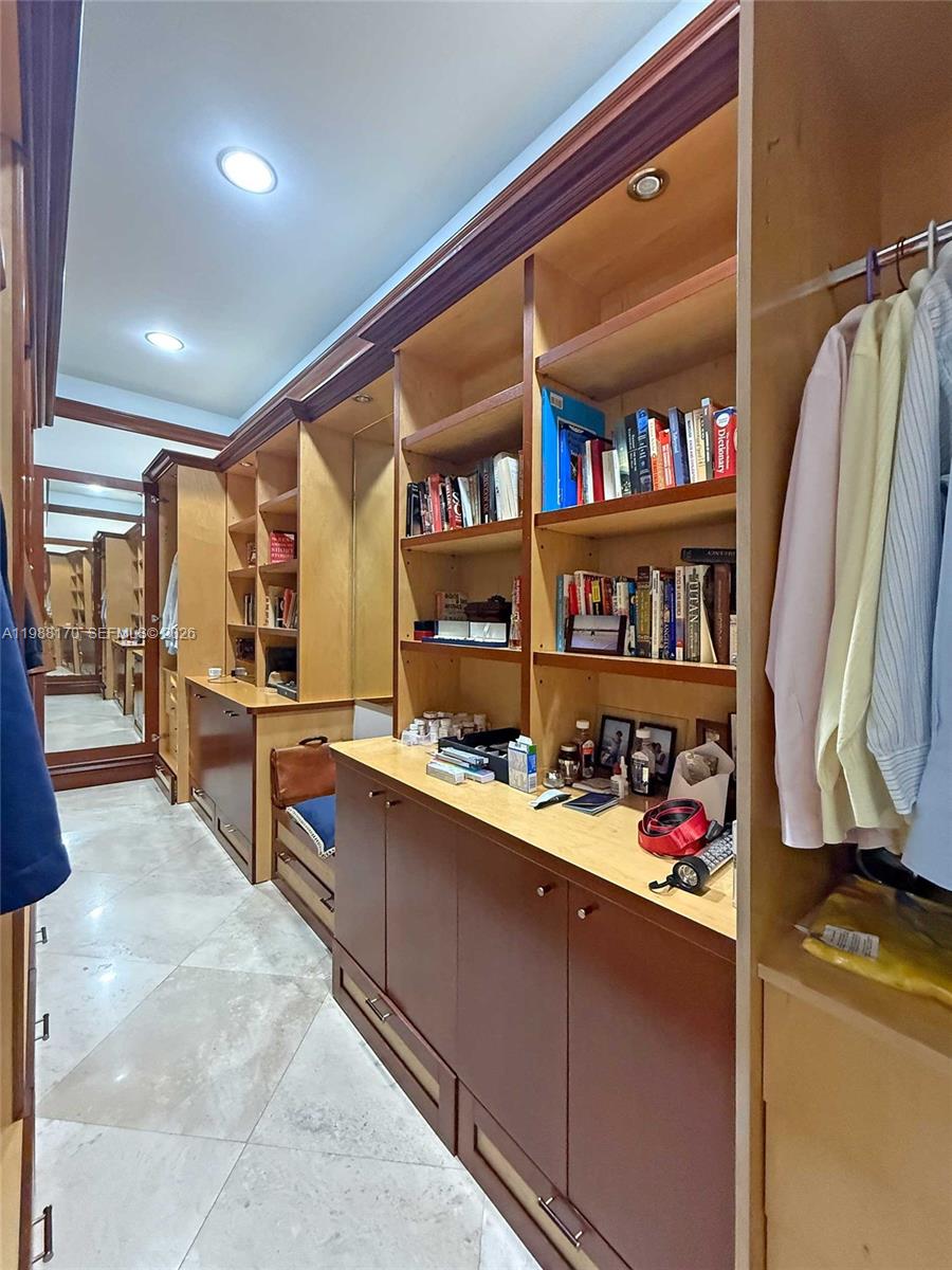 CORAL GABLES SEC E - Residential